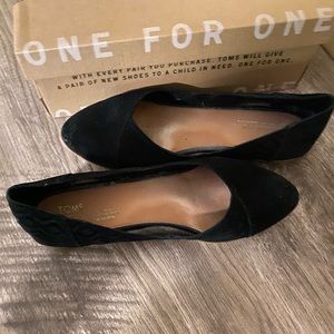 Toms Jutti - diamond embossed suede flat